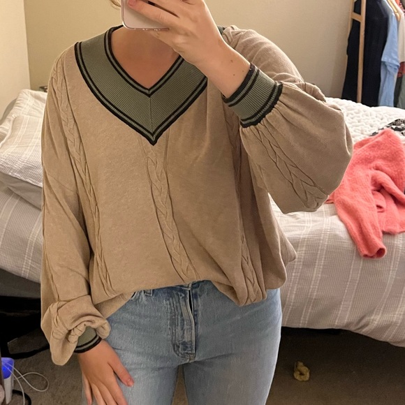 WISPR V neck sweater size XL - Picture 7 of 7